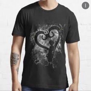 Final Fantasy the Keyblade Chosen One Essential Tee
